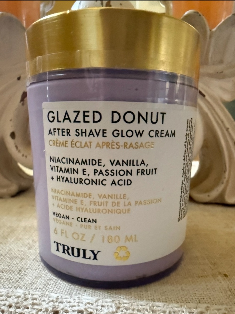 MSRP $33! TRULY Glazed Donut 6 oz After Shave Glow Cream  Niacinamide Vanilla